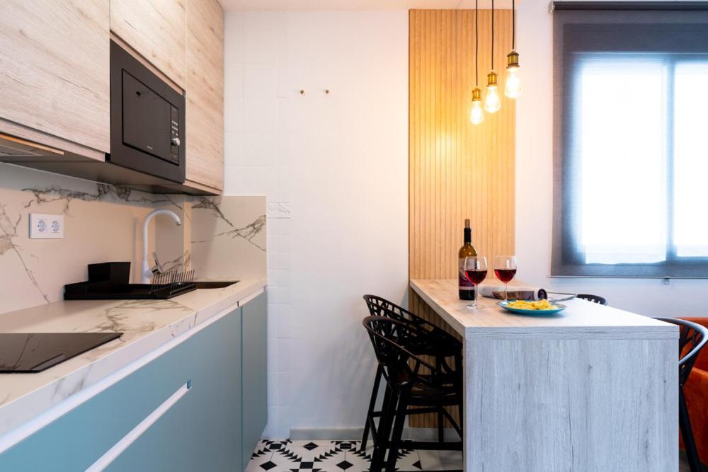 Alf8 Apartamento En Triana Con Dos Terrazas Sewilla Zewnętrze zdjęcie
